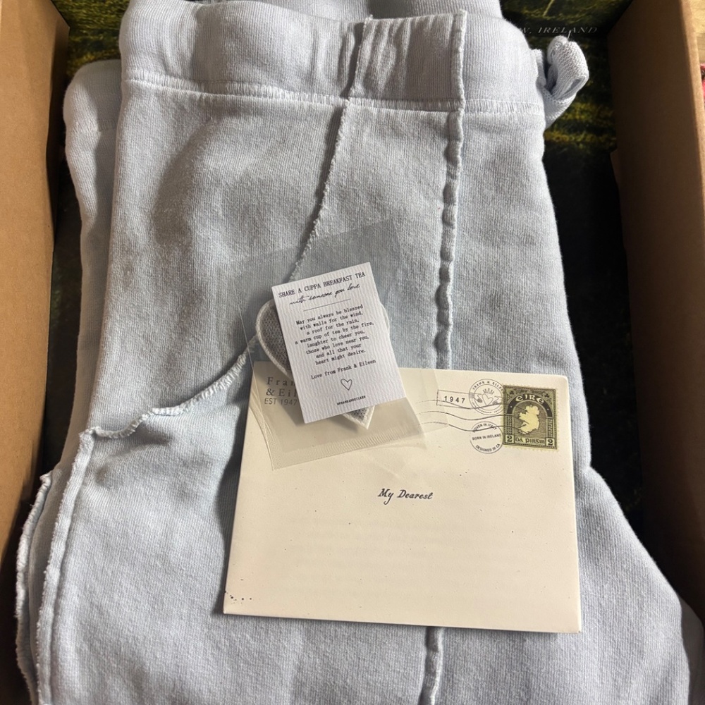 Frank and Eileen Eamon joggers medium light blue